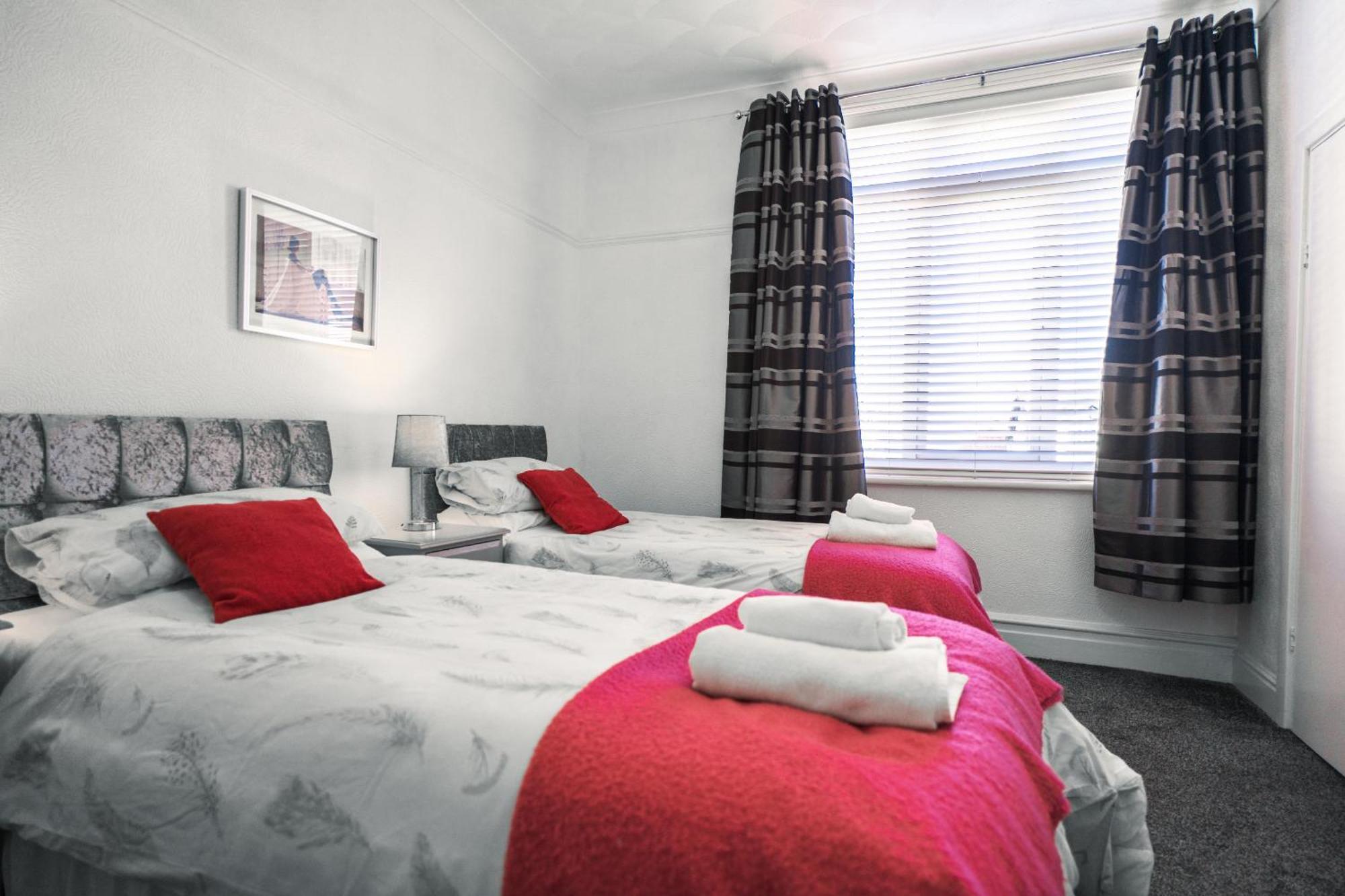 Beachmount Holiday Apartments Colwyn Bay Exterior foto